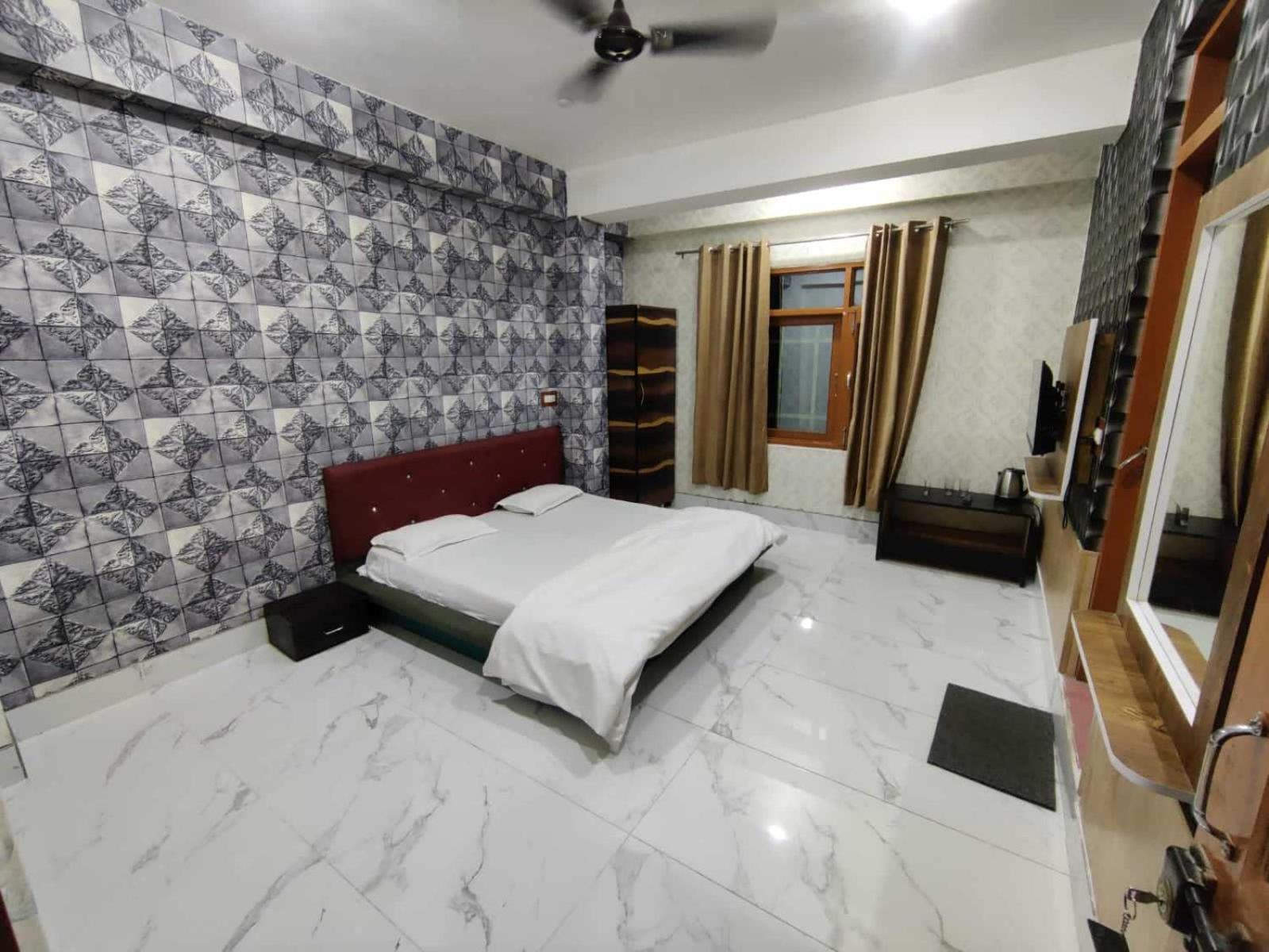 Hotel O Graceland Srīnagar 외부 사진