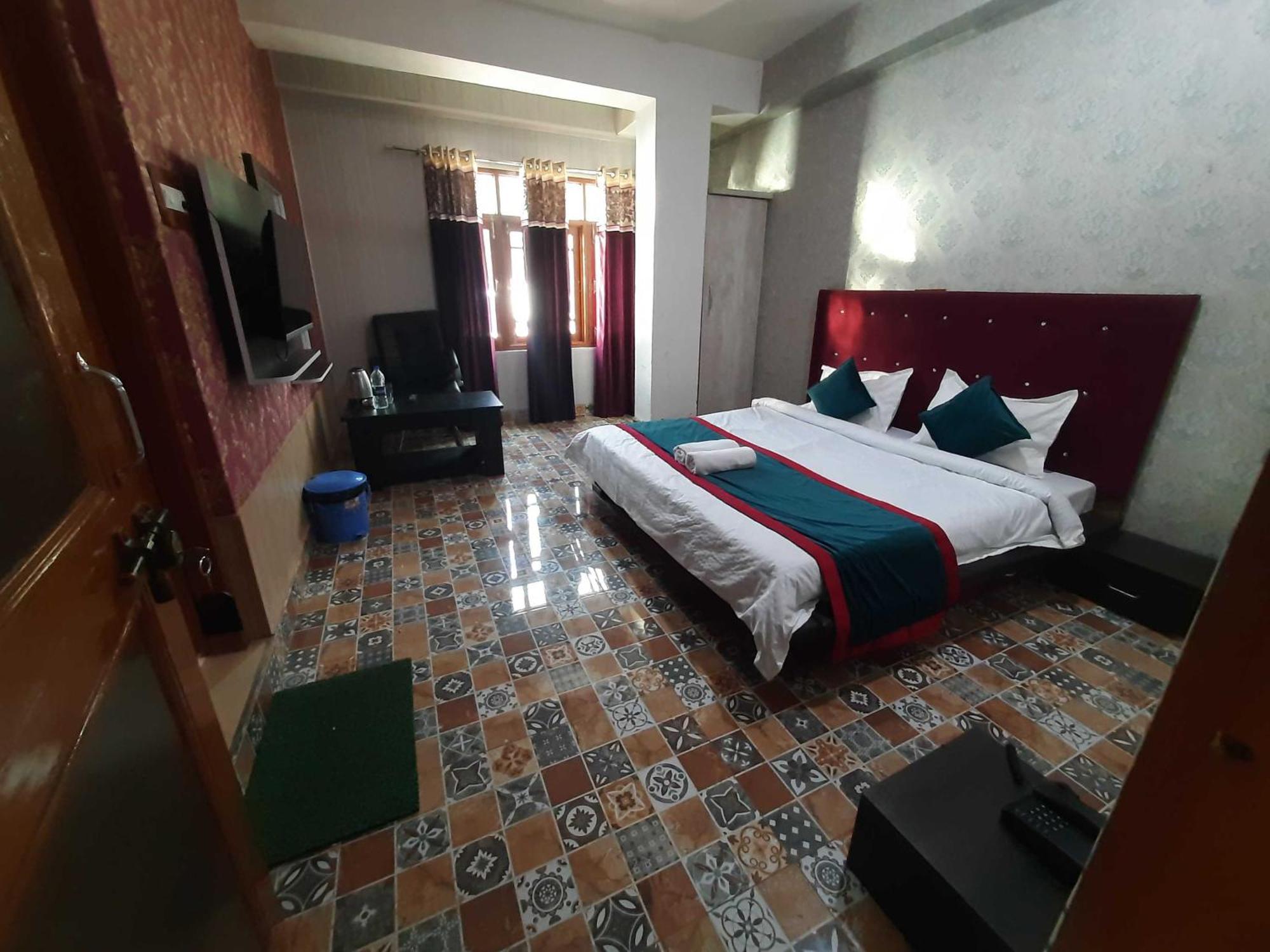 Hotel O Graceland Srīnagar 외부 사진